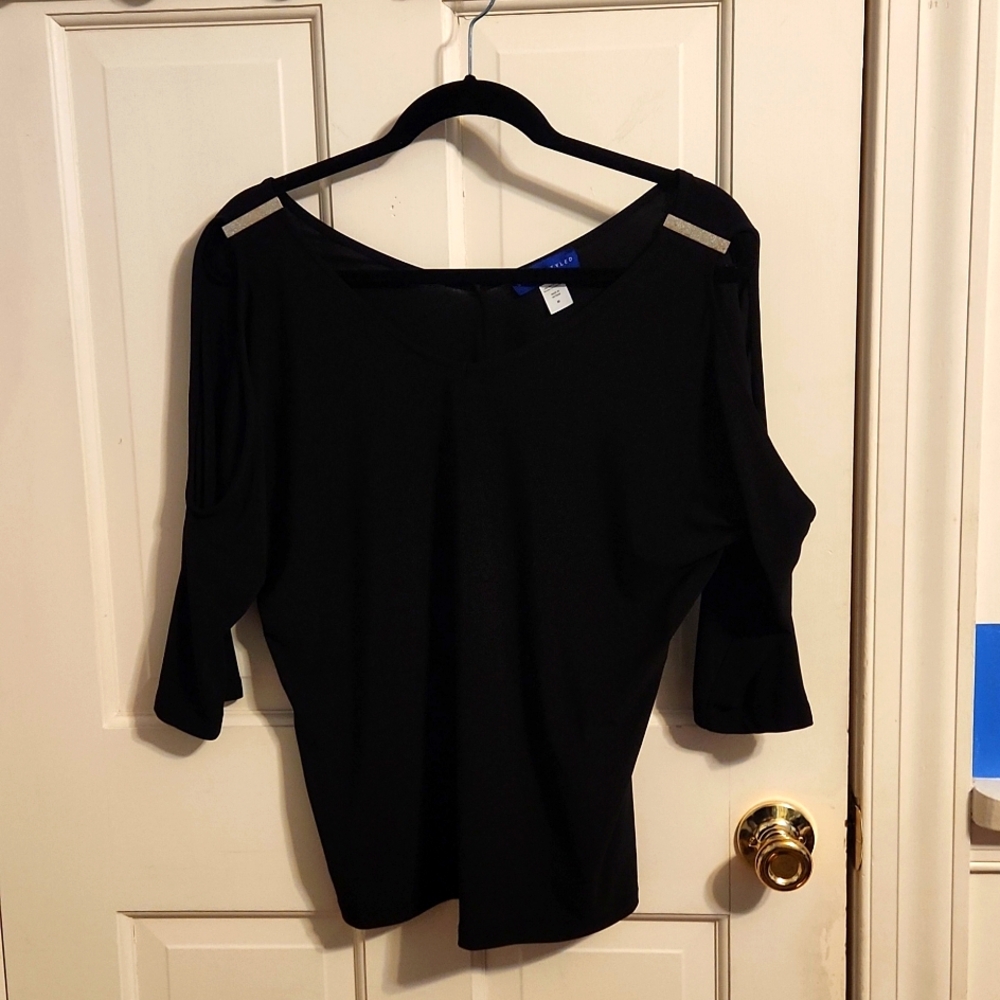Simply Styled by Sears Medium Ladies Cold Shoulder Top with metal accents